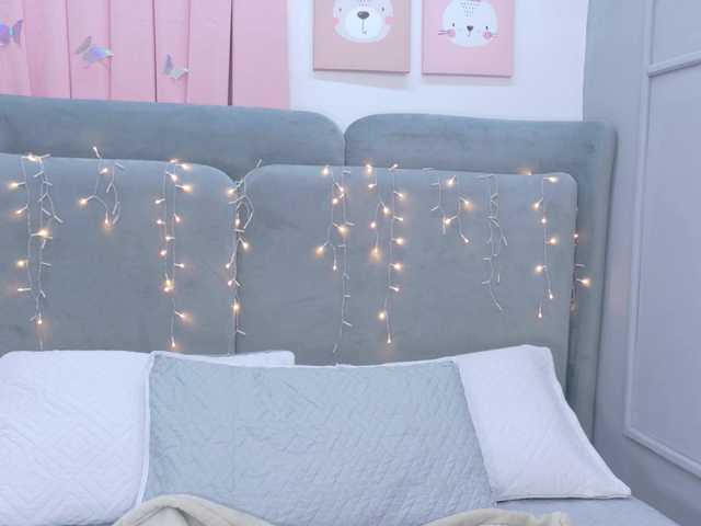 Serenne live cam on BongaCams