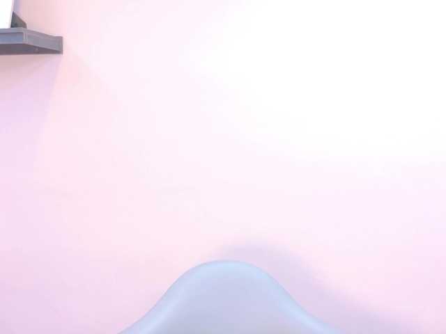 Chat with Serenne live cam