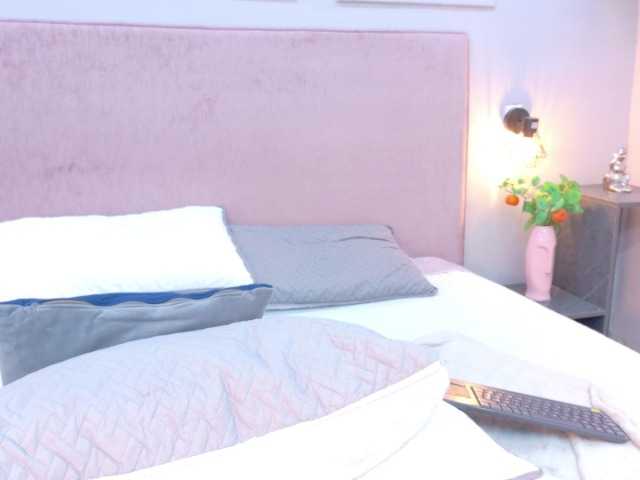 Serenne live cam on BongaCams