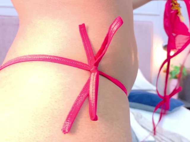 Serenne live cam on BongaCams