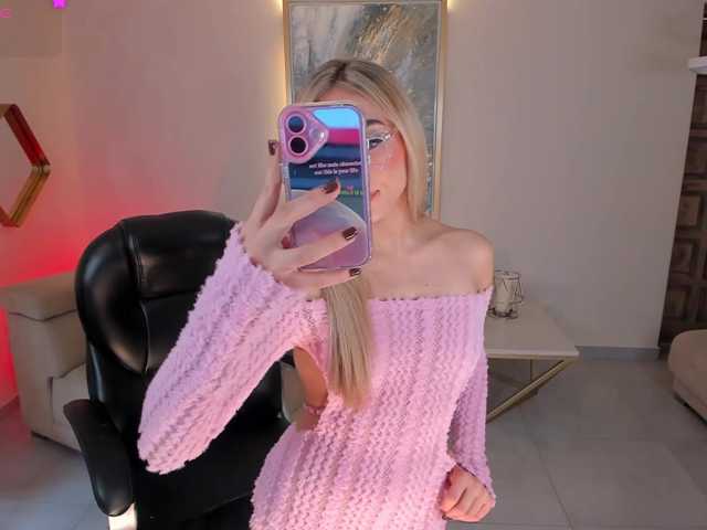 SophieLafont live cam on BongaCams