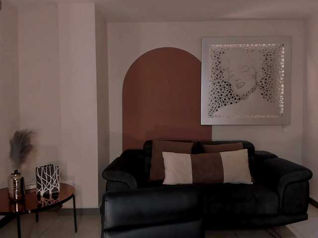 SophieLafont live webcam show