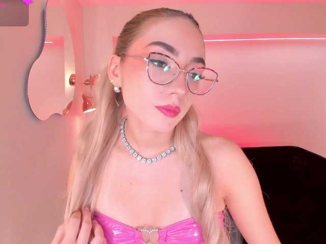 SophieLafont live webcam show