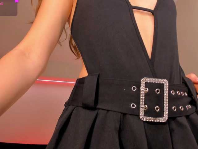 SophieLafont live cam on BongaCams