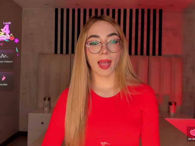 SophieLafont live cam on BongaCams
