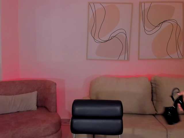 SophieLafont live cam on BongaCams