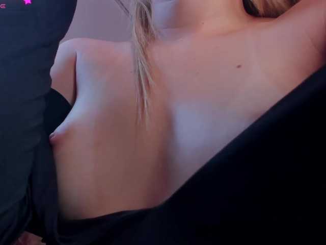 SophieLafont live cam on BongaCams