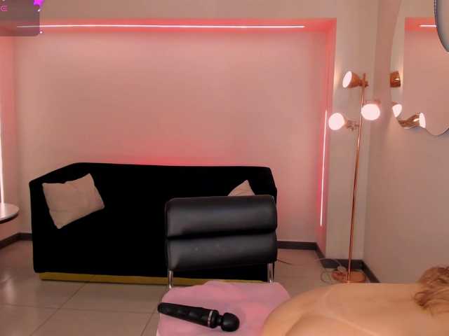 SophieLafont live webcam show