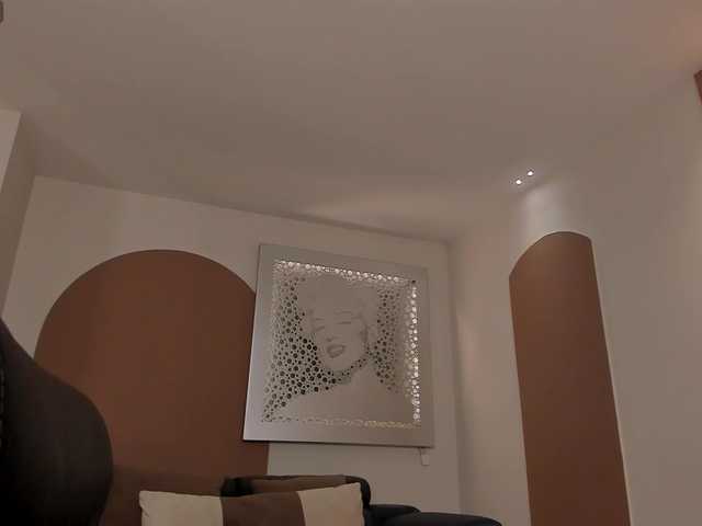 SophieLafont live cam on BongaCams