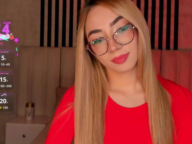 SophieLafont live cam on BongaCams