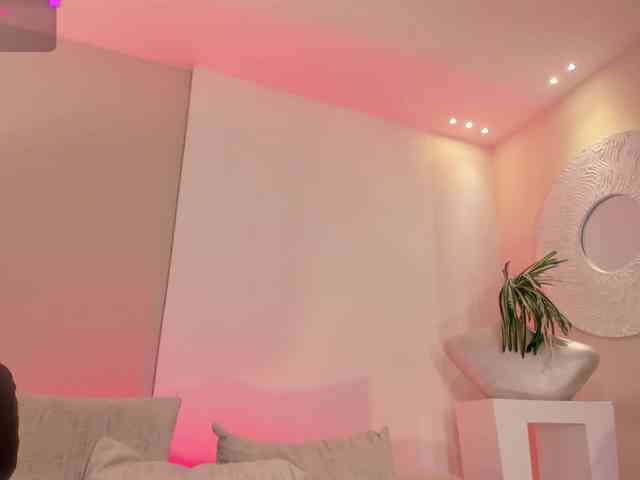 SophieLafont Live Webcam on BongaCams