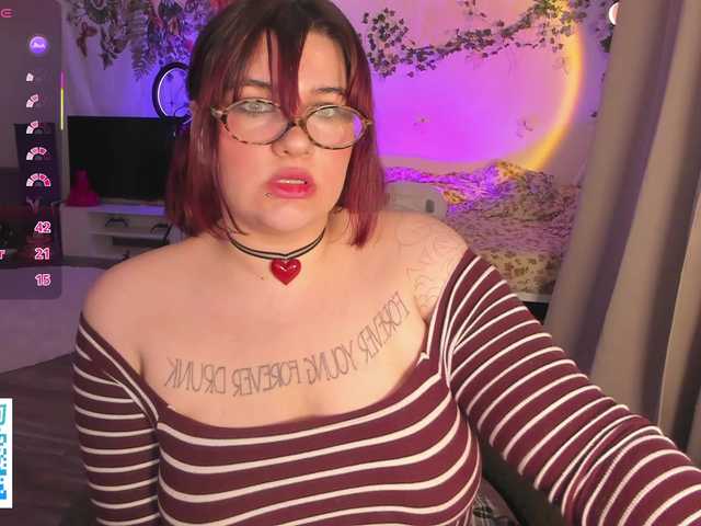 TinaColada live cam on BongaCams