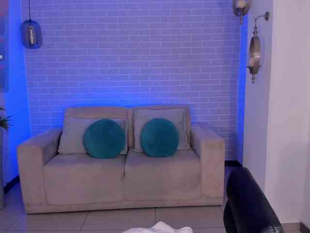 ArianaCastillo webcam