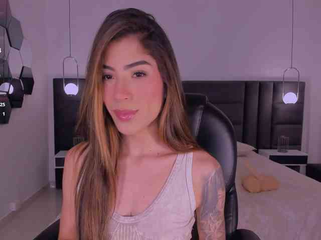 ArianaCastillo - Girl 