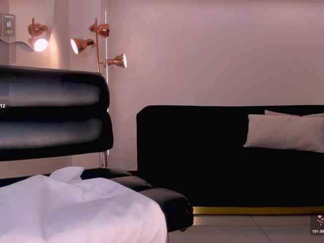 arianacastillo's live room