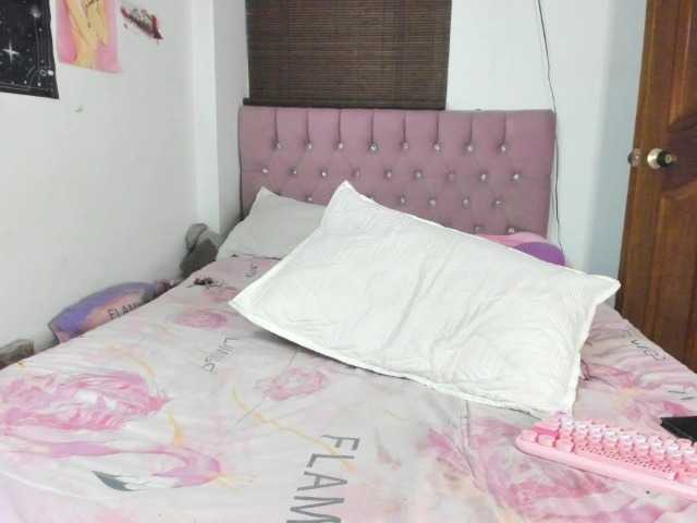 ronnetemiller live cam