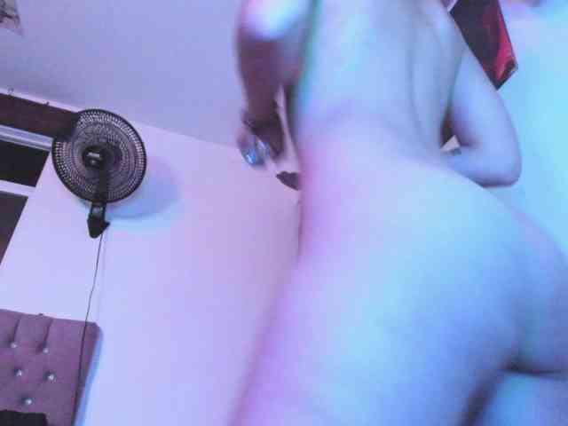 ronnetemiller webcam