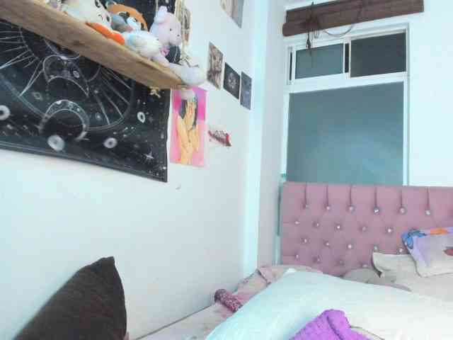 ronnetemiller webcam