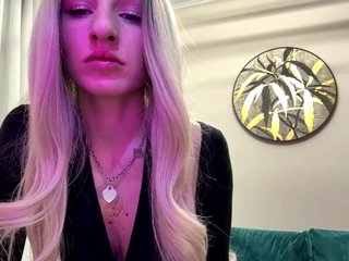 NoraMiru Porn Show