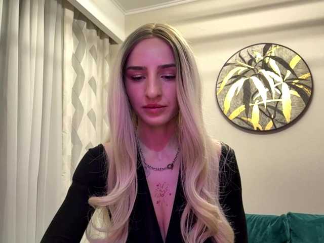 NoraMiru live cam on BongaCams