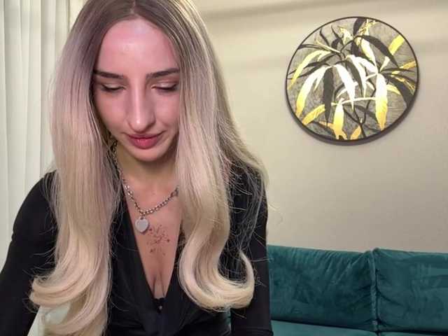 NoraMiru live cam on BongaCams