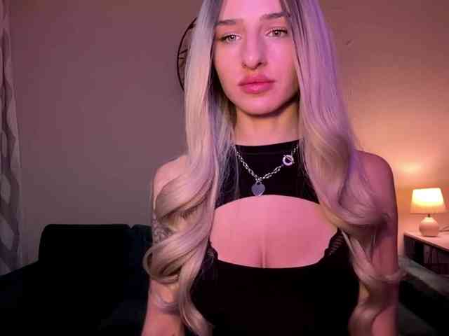 NoraMiru webcam