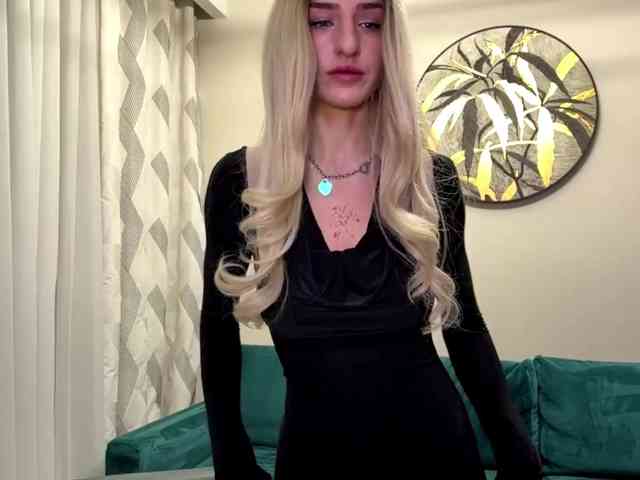 NoraMiru webcam