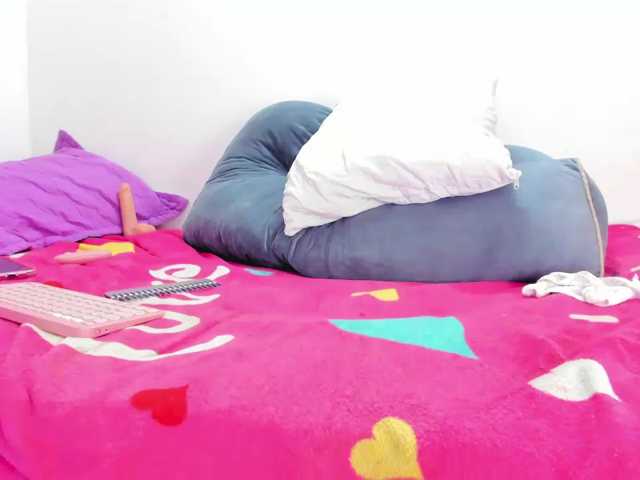 BrithanybunnyA19 live cam on BongaCams
