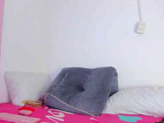 BrithanybunnyA19 webcam