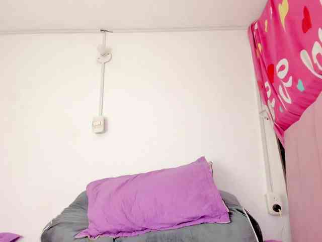 BrithanybunnyA19 webcam