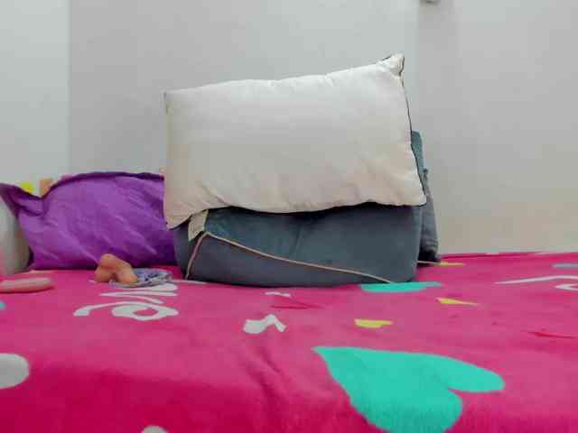 BrithanybunnyA19 webcam