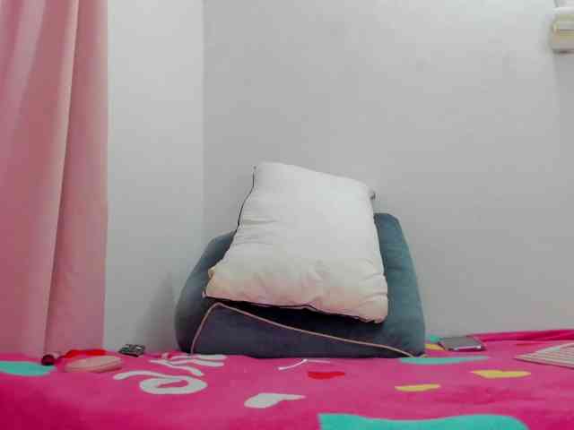 BrithanybunnyA19 webcam