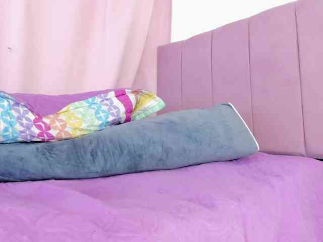 BrithanybunnyA19 webcam