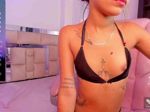 Angelastart19 webcam
