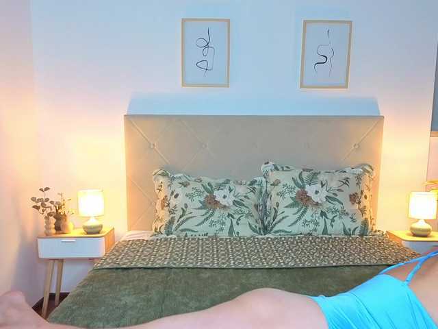 LadyyNoir live webcam show