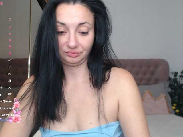 LadyyNoir live cam on BongaCams