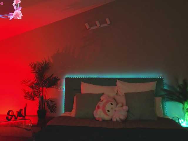 LadyyNoir live webcam show