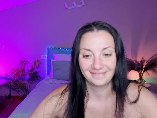 LadyyNoir live cam on BongaCams
