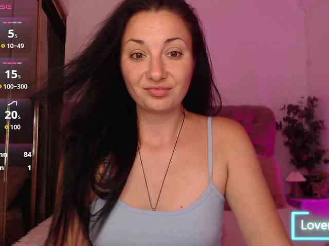 LadyyNoir webcam