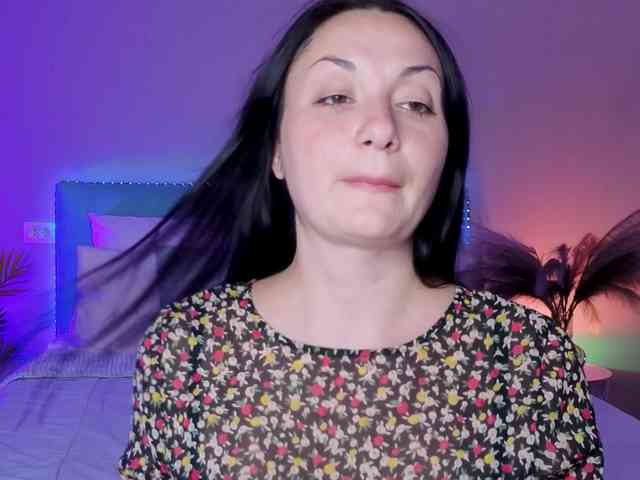 LadyyNoir webcam
