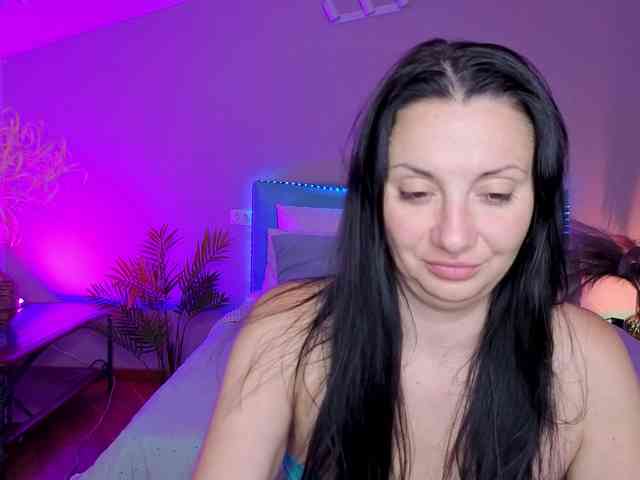LadyyNoir webcam