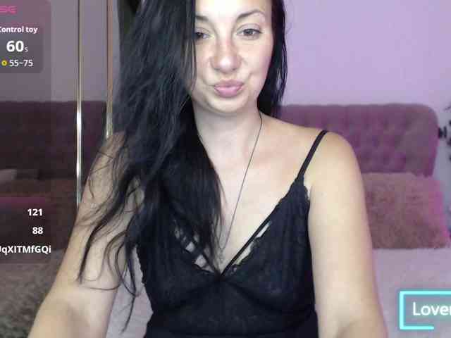 LadyyNoir webcam