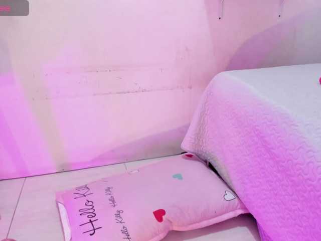 Scarrlett-wish live cam on BongaCams