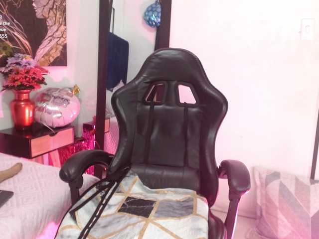 Scarrlett-wish live cam on BongaCams