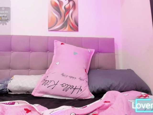 Scarrlett-wish live cam on BongaCams