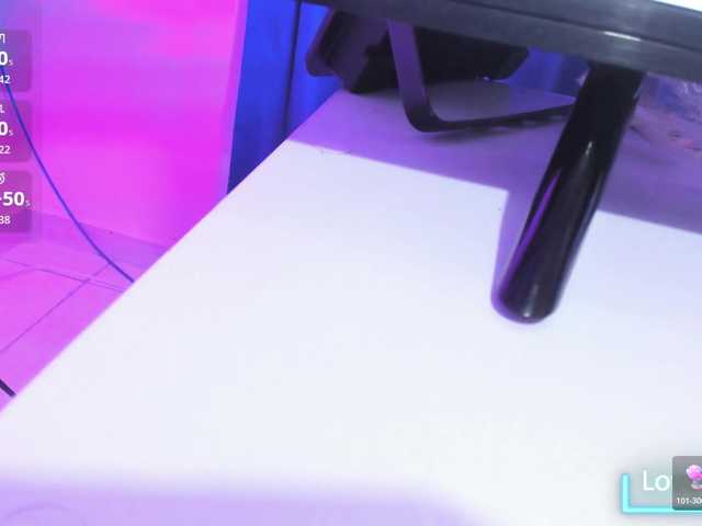 Scarrlett-wish live cam on BongaCams
