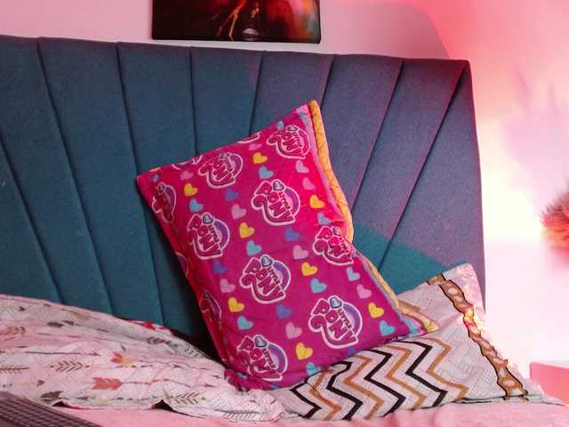 Scarrlett-wish live cam on BongaCams