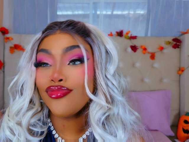 TiannahGlow
