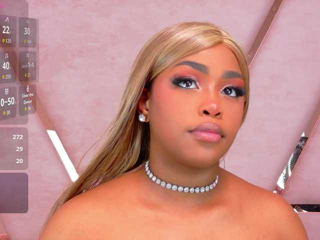 TiannahGlow live cam on BongaCams