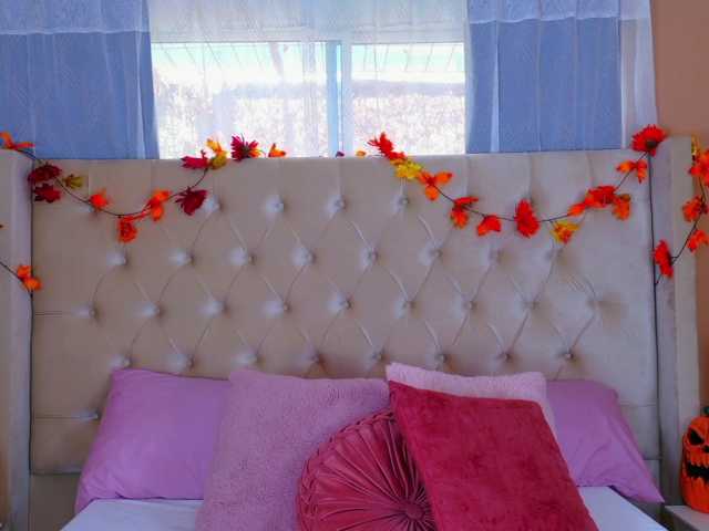 TiannahGlow live cam on BongaCams